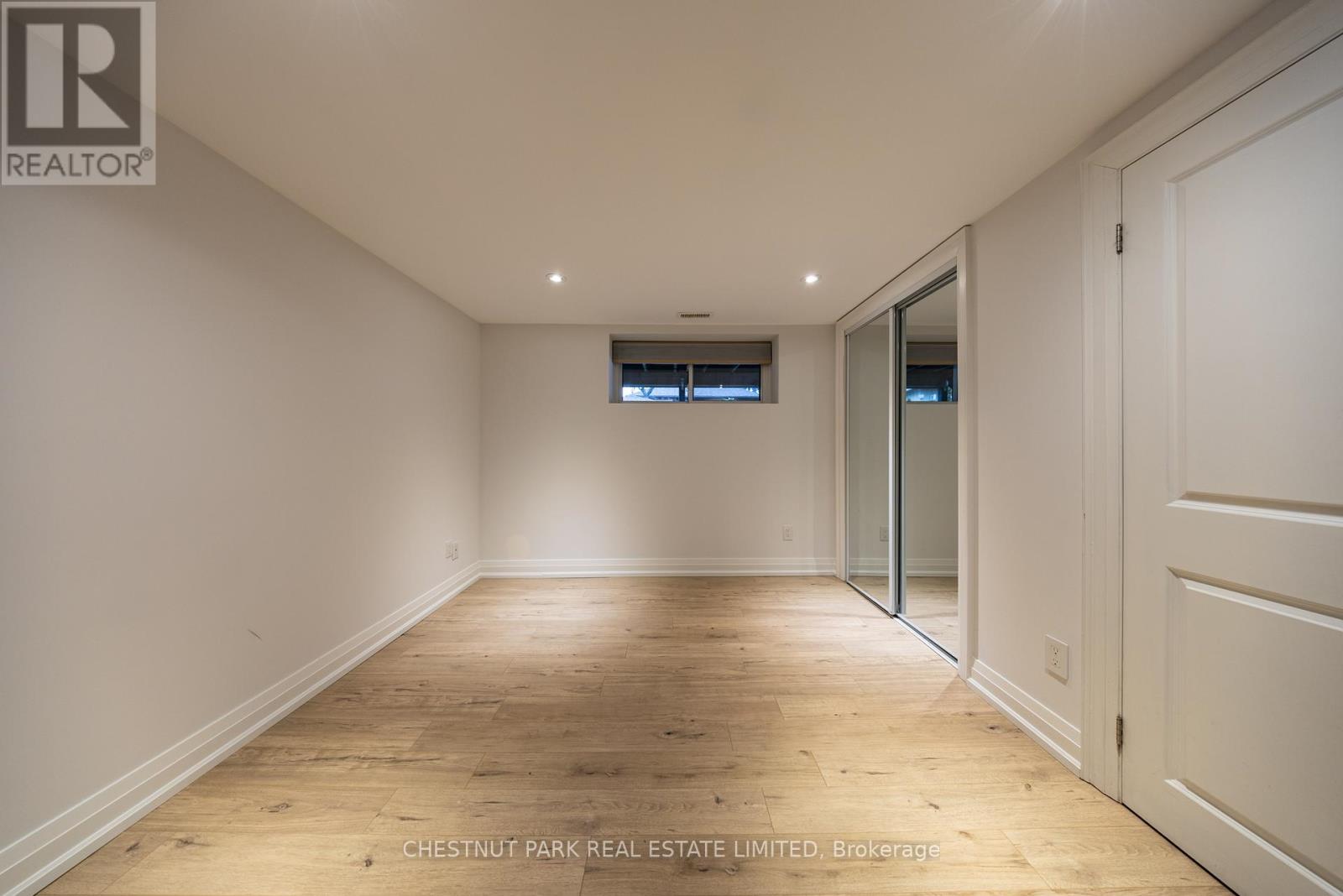 76 Berkinshaw Crescent, Toronto, Ontario  M3B 2T1 - Photo 26 - C12759416