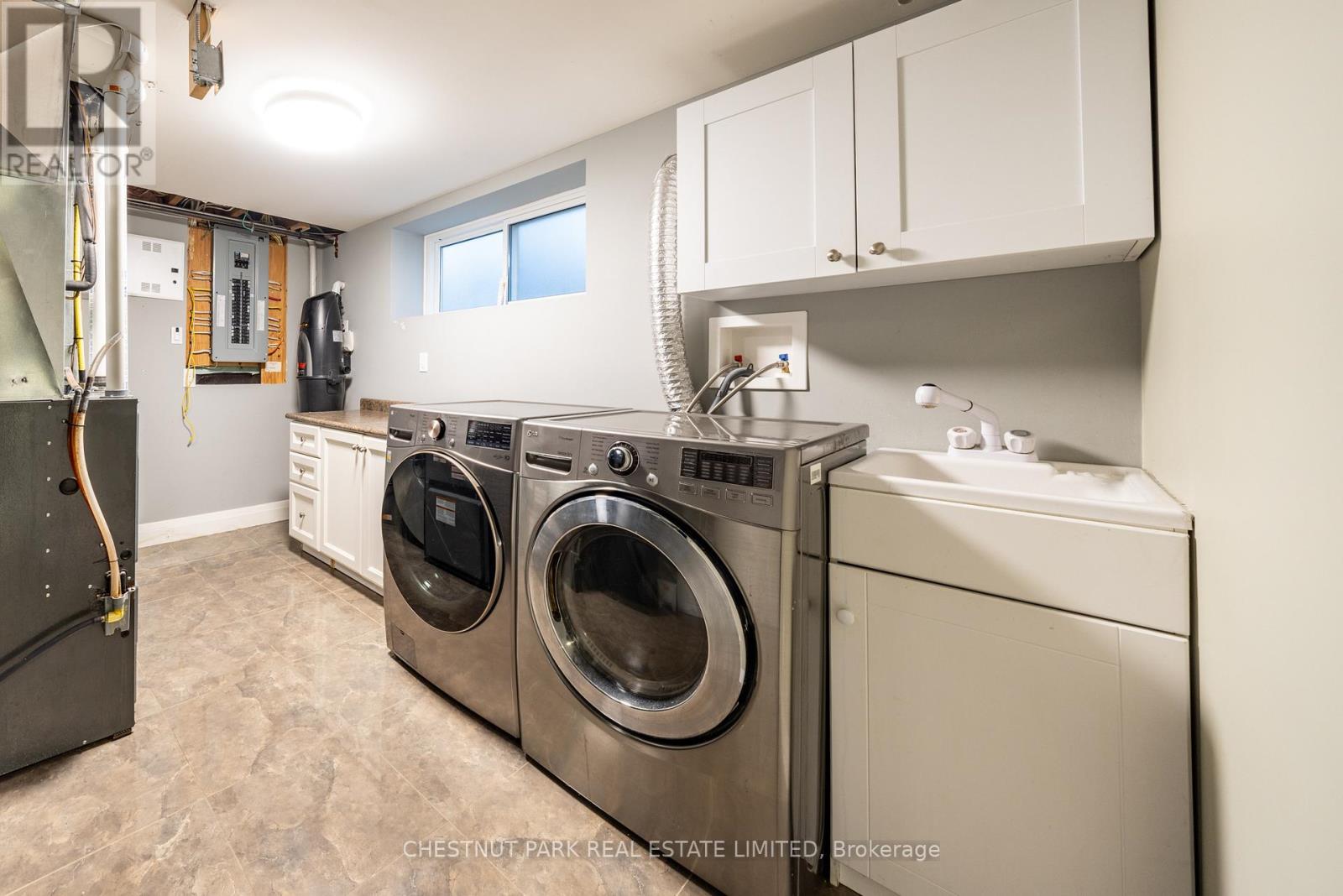 76 Berkinshaw Crescent, Toronto, Ontario  M3B 2T1 - Photo 28 - C12759416