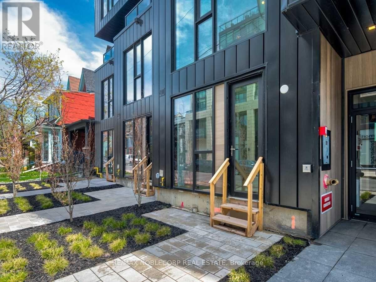 102 - 45 Dovercourt Road, Toronto, Ontario  M6J 3C2 - Photo 2 - C12759428