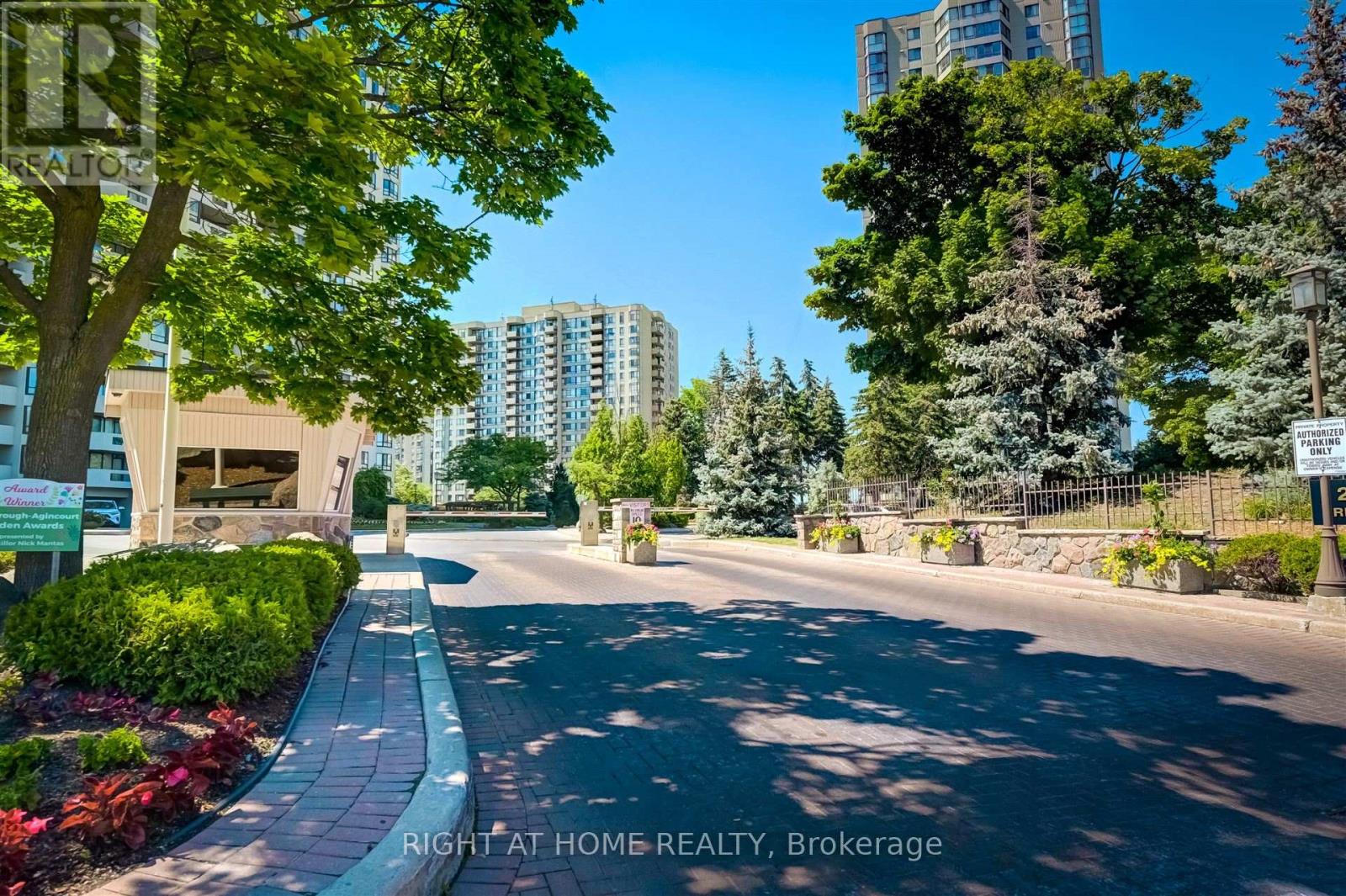 1011 - 275 Bamburgh Circle, Toronto, Ontario  M1W 3X4 - Photo 5 - E12759394