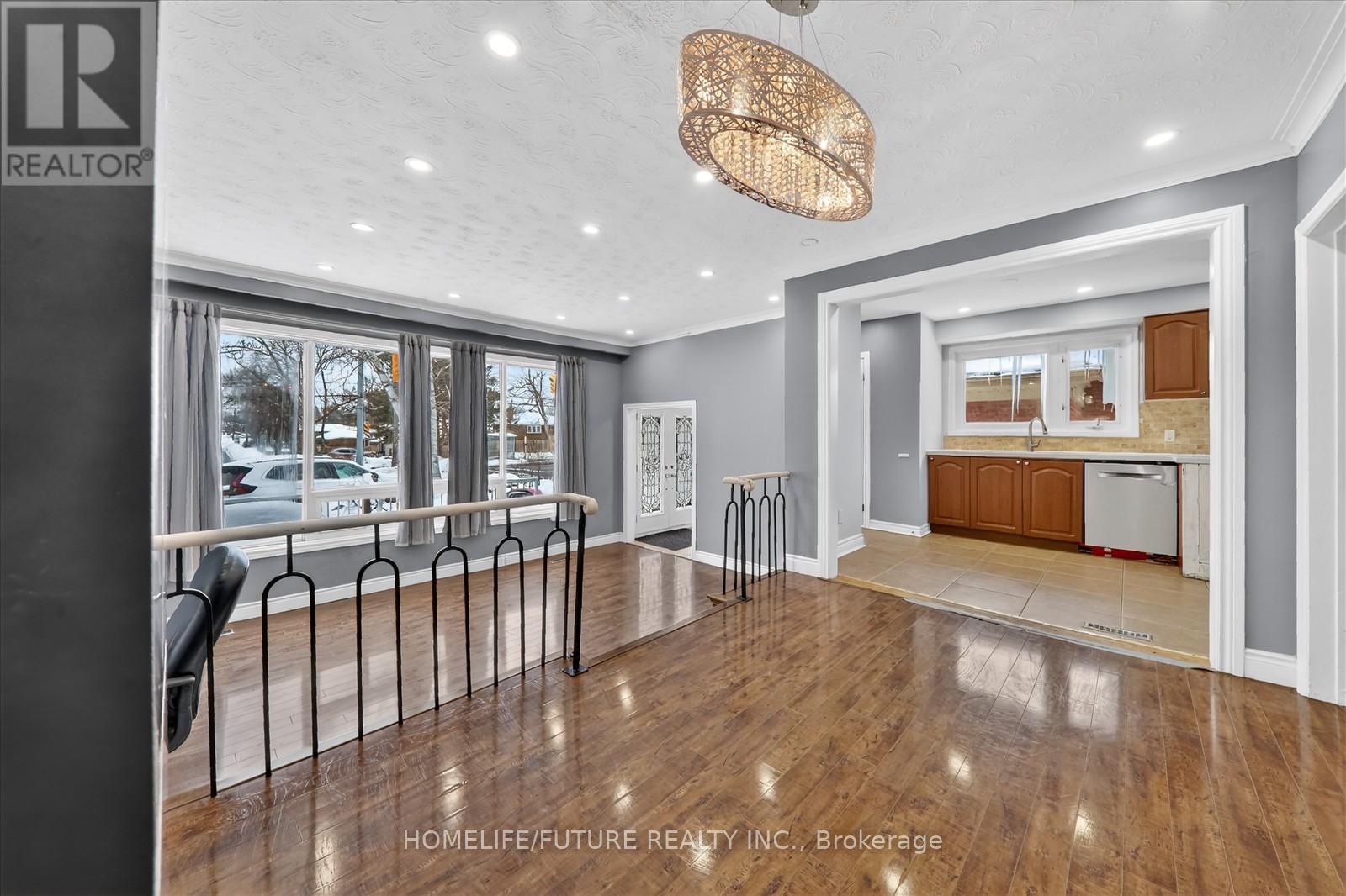 346 Bellamy Road N, Toronto, Ontario  M1H 1E8 - Photo 10 - E12759440