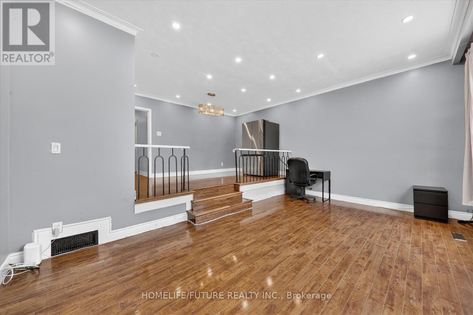 346 Bellamy Road N, Toronto, Ontario  M1H 1E8 - Photo 6 - E12759440