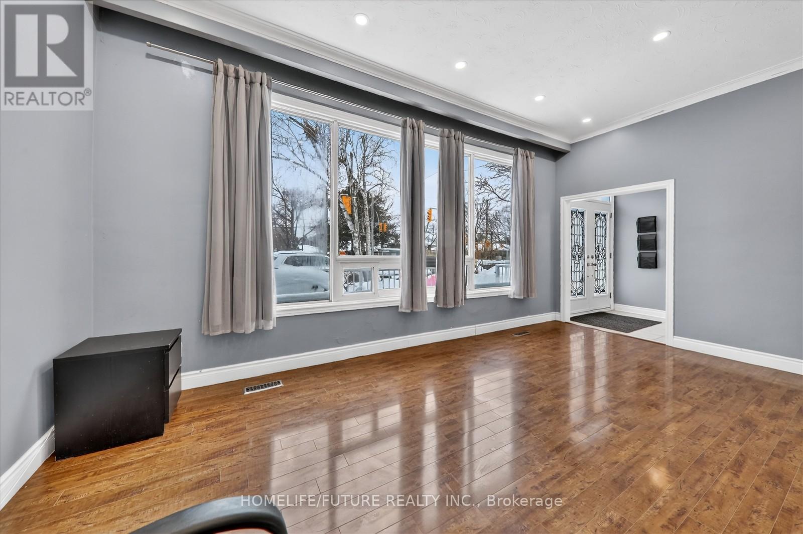 346 Bellamy Road N, Toronto, Ontario  M1H 1E8 - Photo 8 - E12759440