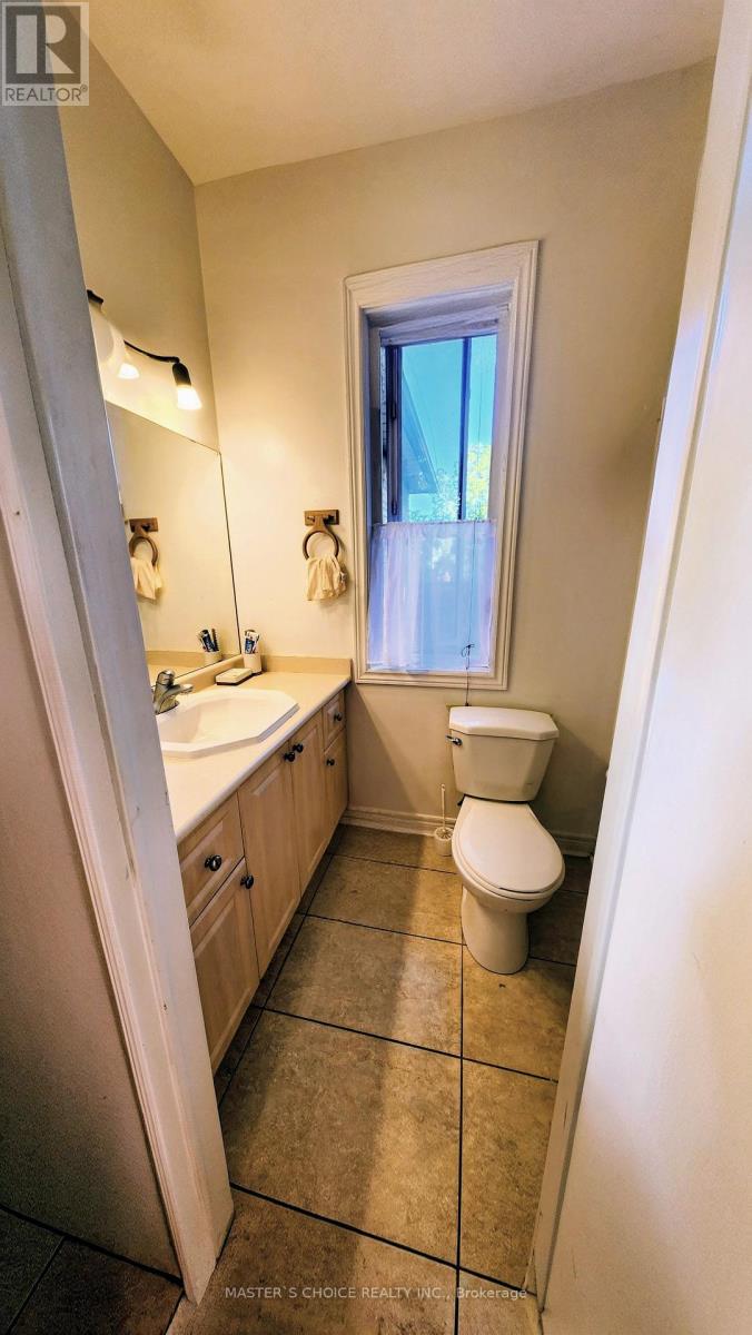 6 Shasta Drive, Vaughan, Ontario  L4J 1Z5 - Photo 11 - N12759444