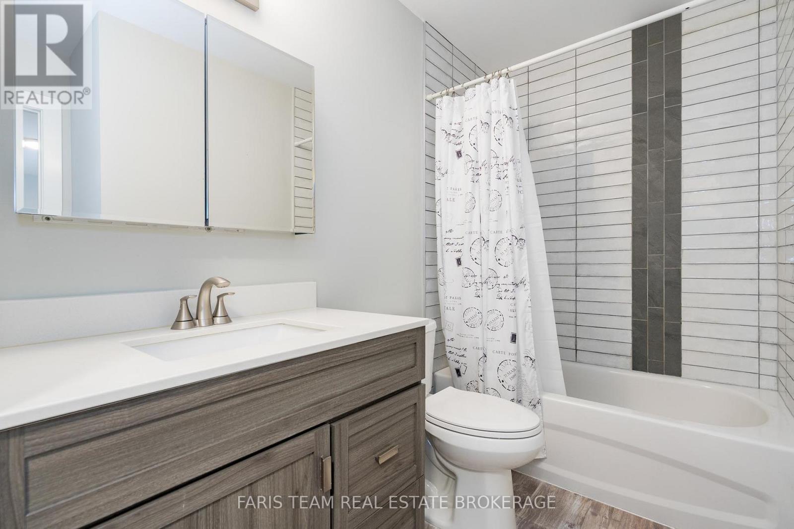 214 Huronia Road, Barrie (Painswick North), Ontario  L4N 8A7 - Photo 23 - S12759442