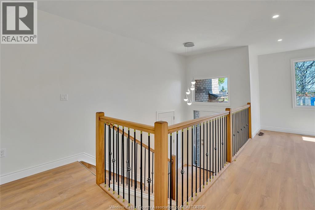 720 Grand Marais East Unit# Upper, Windsor, Ontario  N8X 3H8 - Photo 4 - 26002611