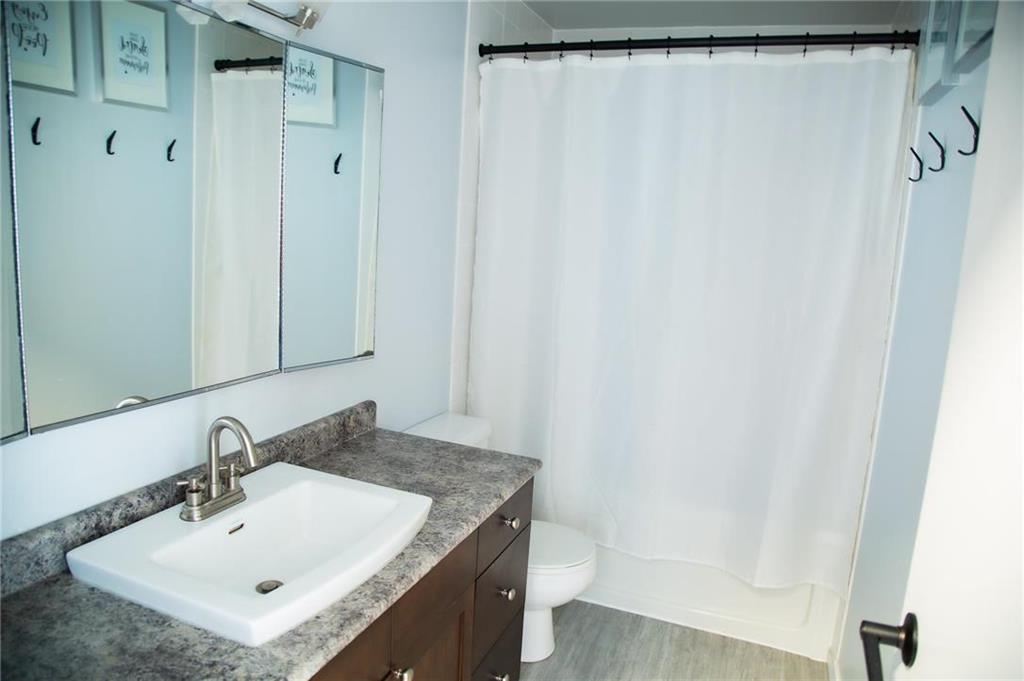 112 470 Kenaston Boulevard, Winnipeg, Manitoba  R3N 1Z1 - Photo 6 - 202601807