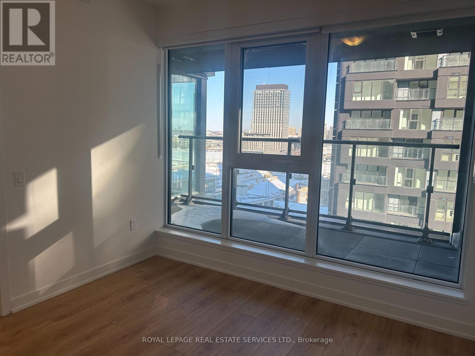 1211 - 1 Quarrington Lane, Toronto, Ontario  M3C 0S4 - Photo 5 - C12717308