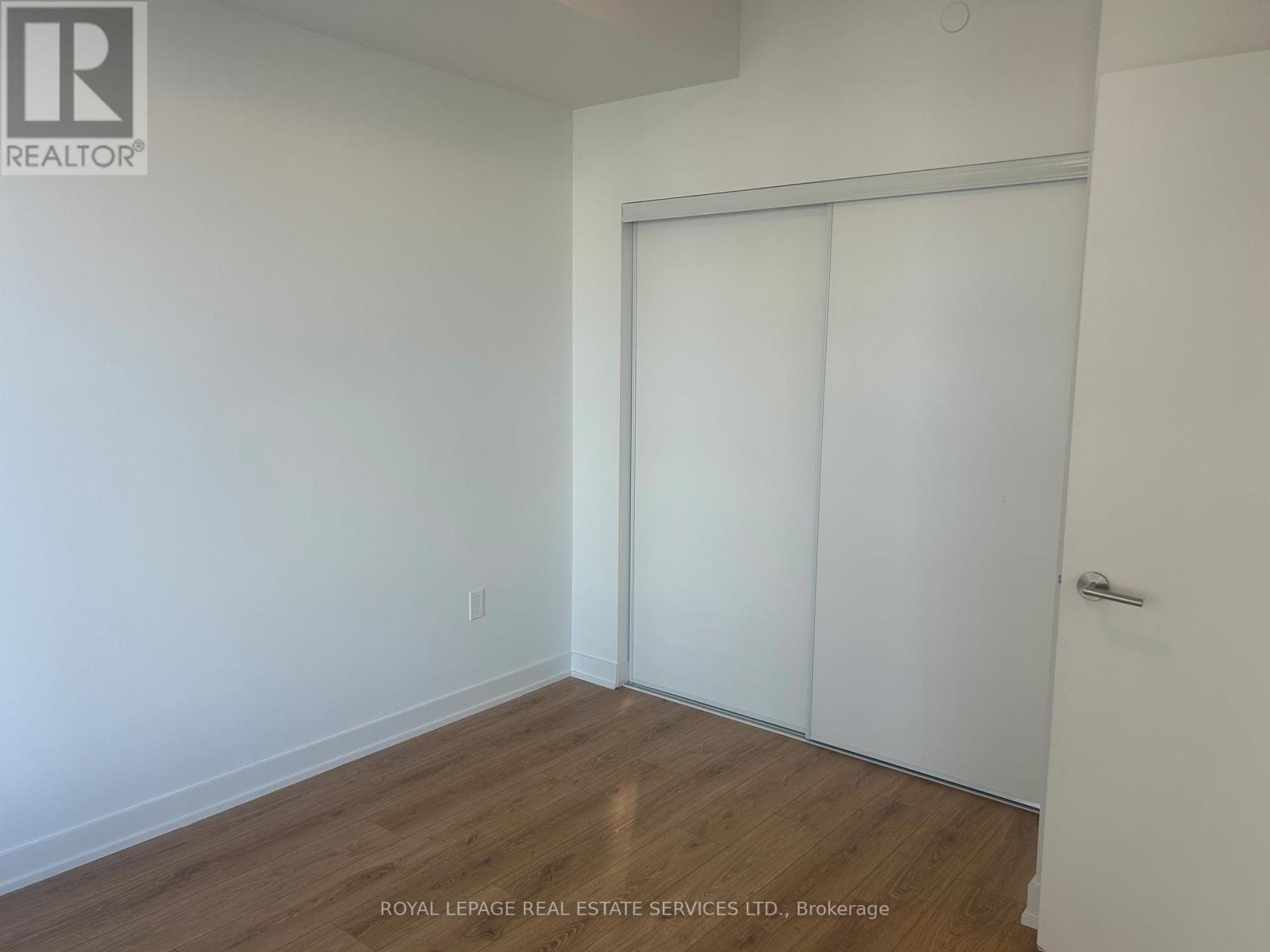 1211 - 1 Quarrington Lane, Toronto, Ontario  M3C 0S4 - Photo 9 - C12717308