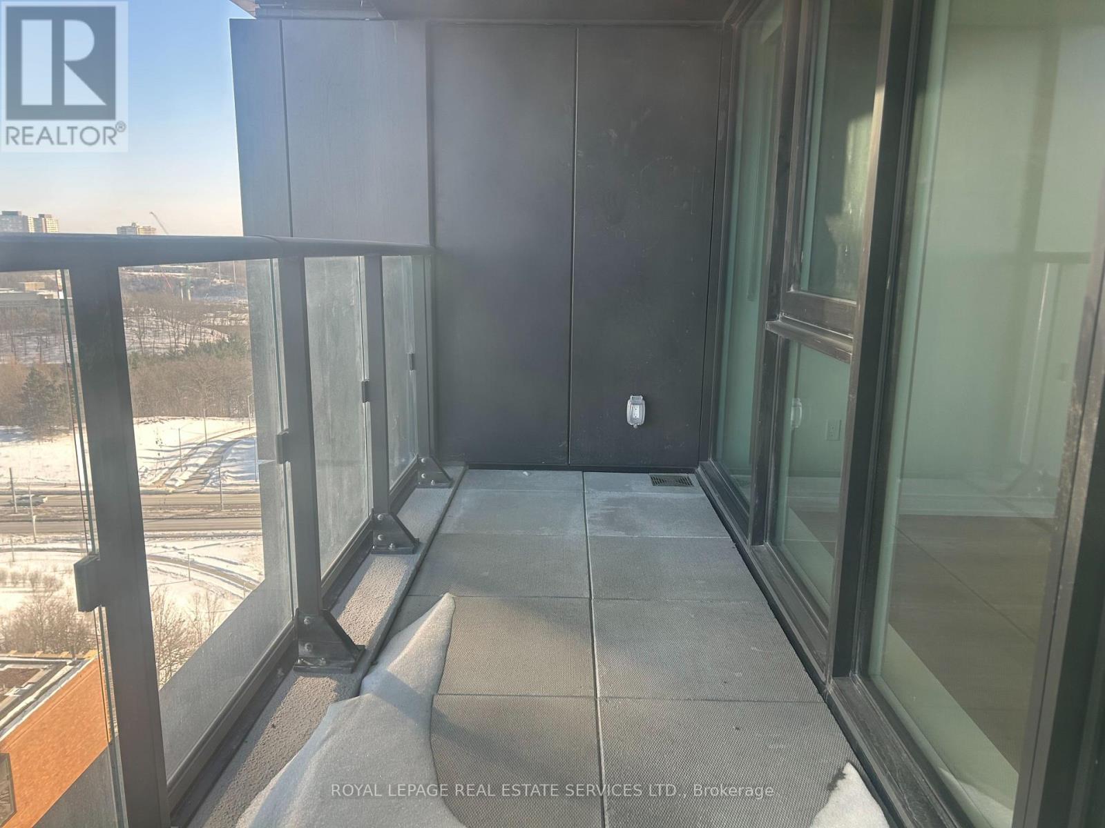 1211 - 1 Quarrington Lane, Toronto, Ontario  M3C 0S4 - Photo 8 - C12717308