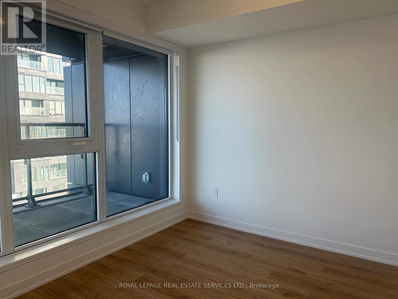 1211 - 1 Quarrington Lane, Toronto, Ontario  M3C 0S4 - Photo 10 - C12717308