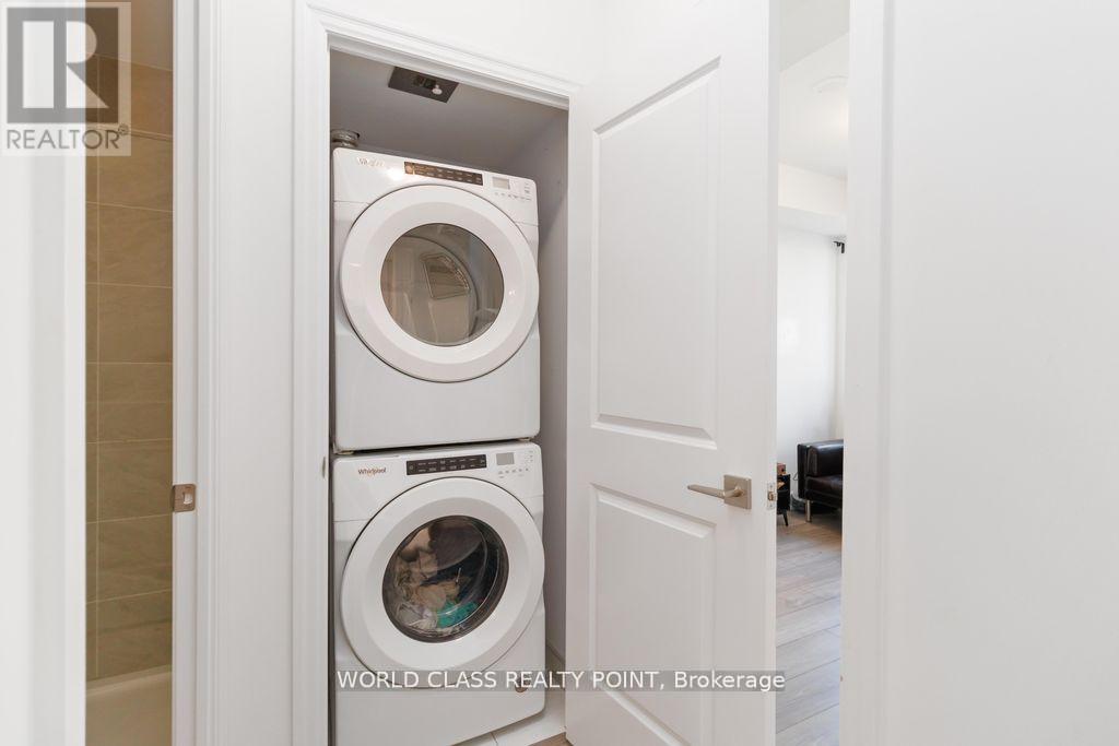 710 - 36 Elm Drive, Mississauga, Ontario  L5B 0N3 - Photo 22 - W12759364