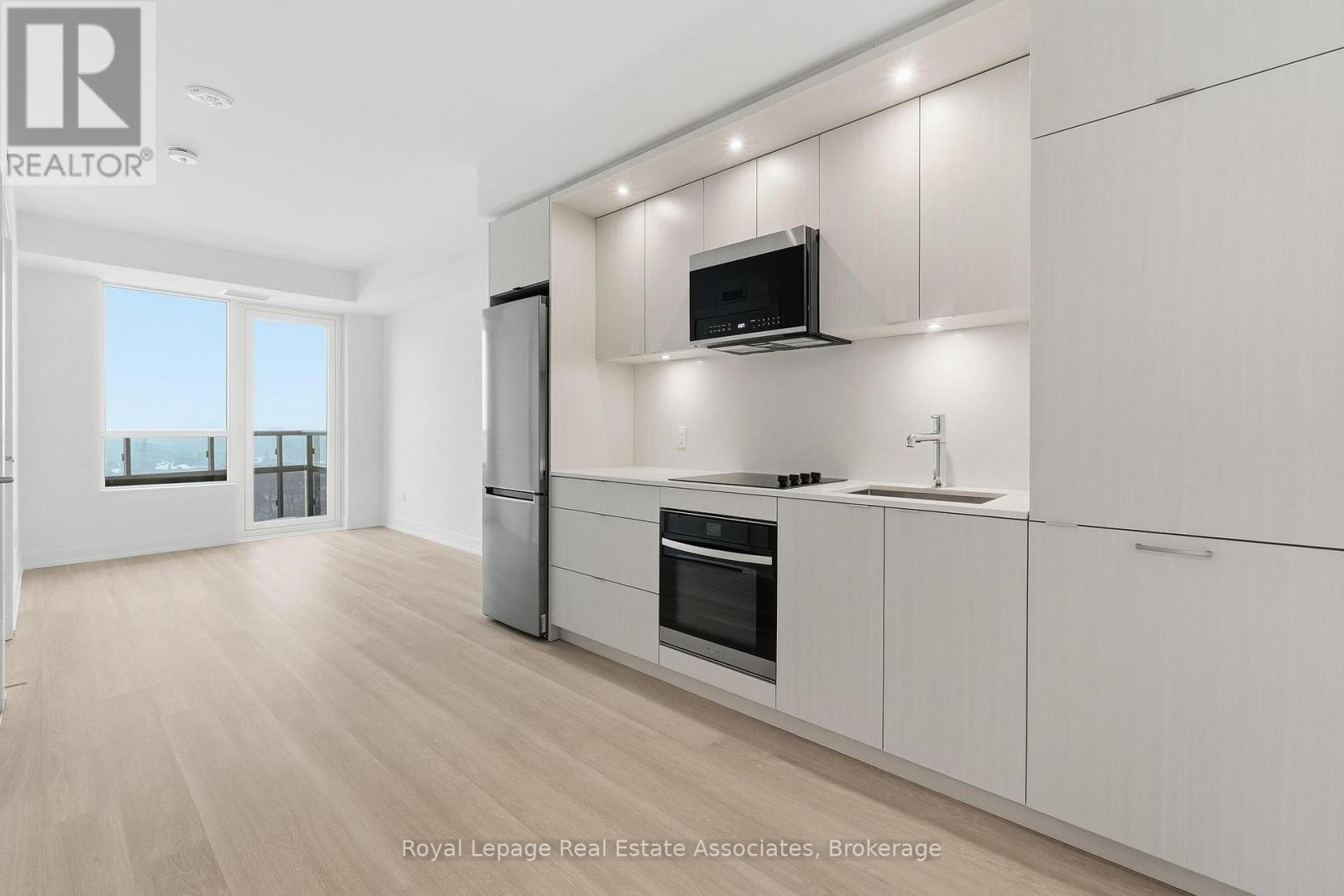 1415 - 60 CENTRAL PARK ROADWAY, Toronto, Ontario