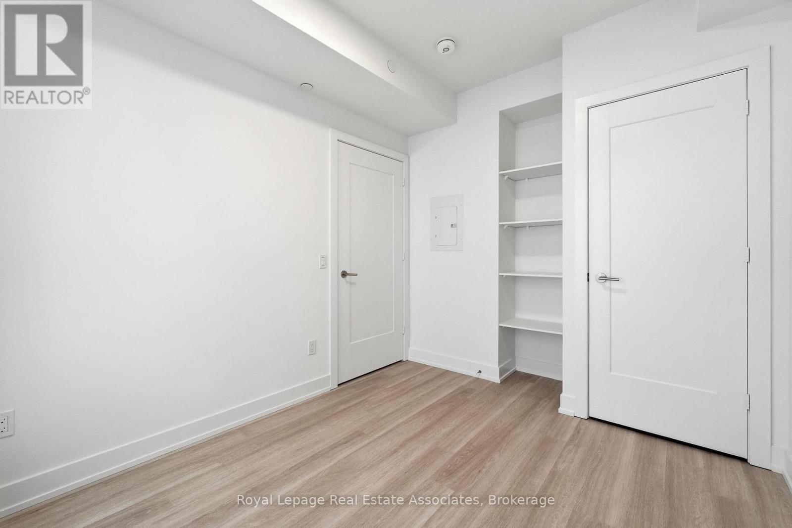 1415 - 60 Central Park Roadway, Toronto, Ontario  M9A 3K1 - Photo 11 - W12759374