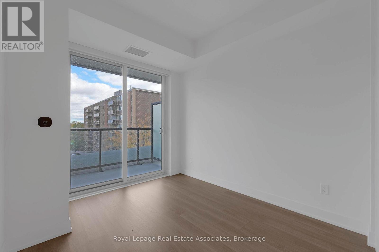 414 - 60 Central Park Roadway, Toronto, Ontario  M9A 3K1 - Photo 8 - W12759390