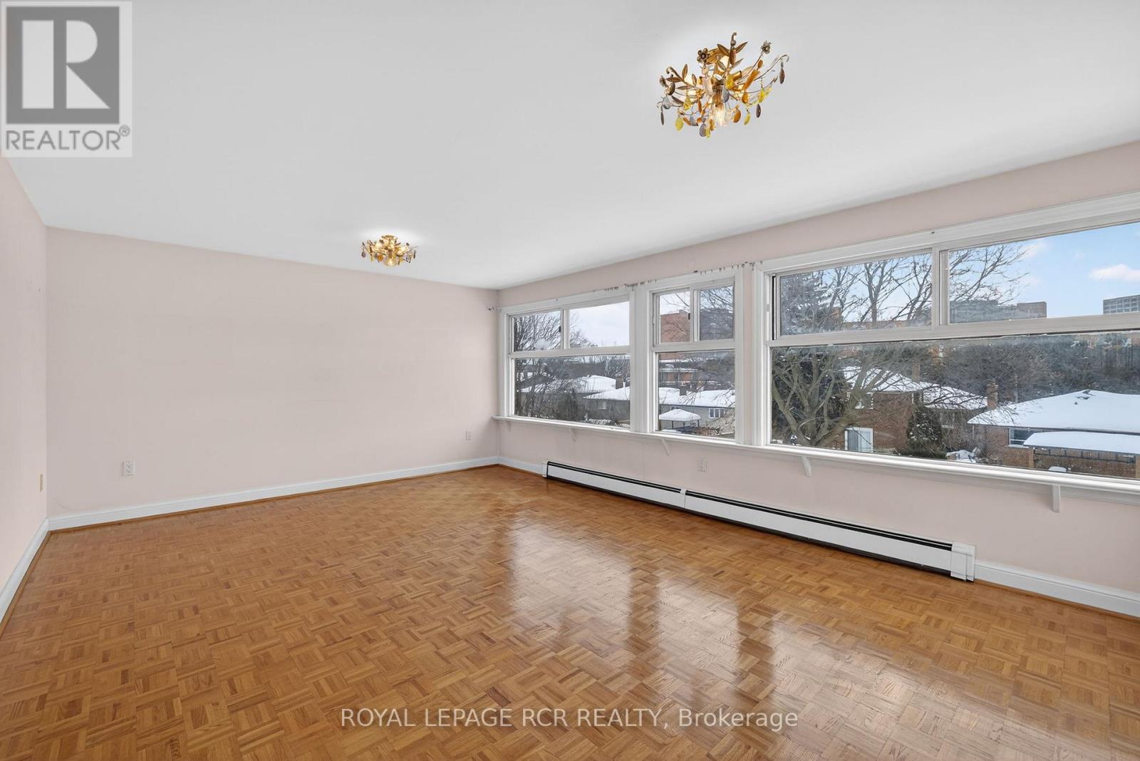 25 Sunvale Drive, Toronto, Ontario  M9R 1Z4 - Photo 15 - W12759410