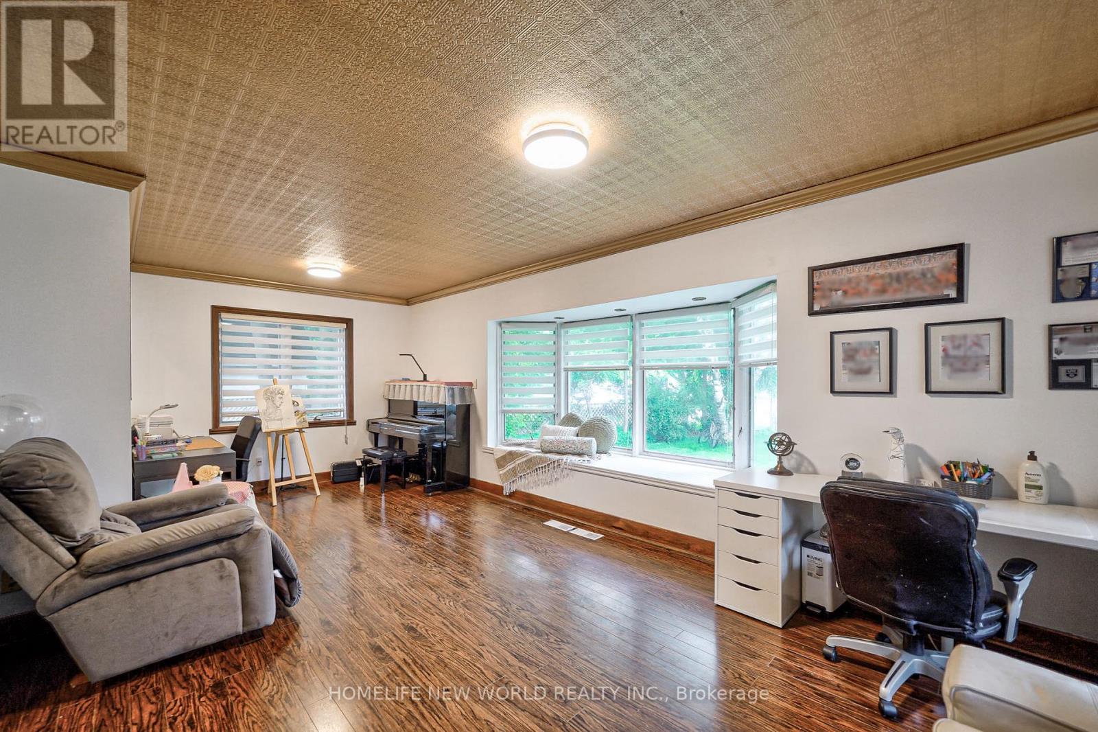 1305 Mineola Gardens, Mississauga, Ontario  L5G 3Y5 - Photo 8 - W12759434