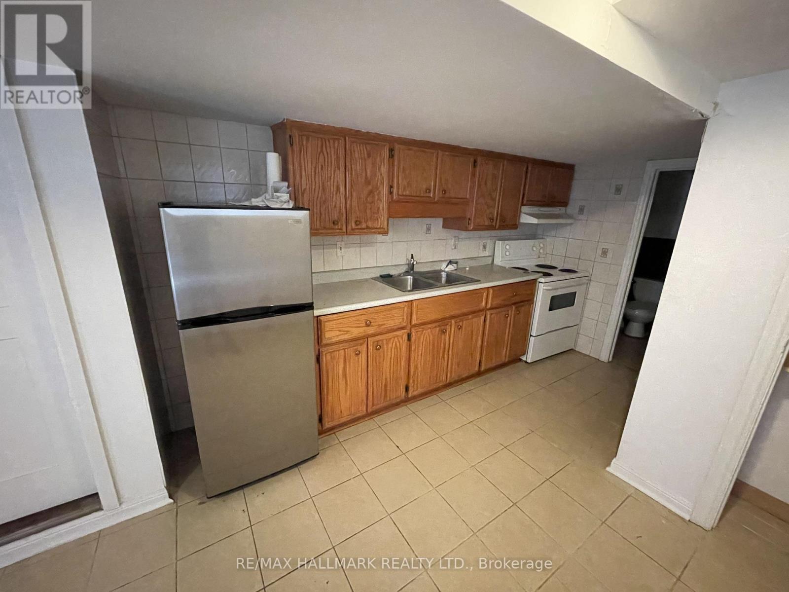 268 Symington Avenue, Toronto, Ontario  M6P 3W8 - Photo 21 - W12759438