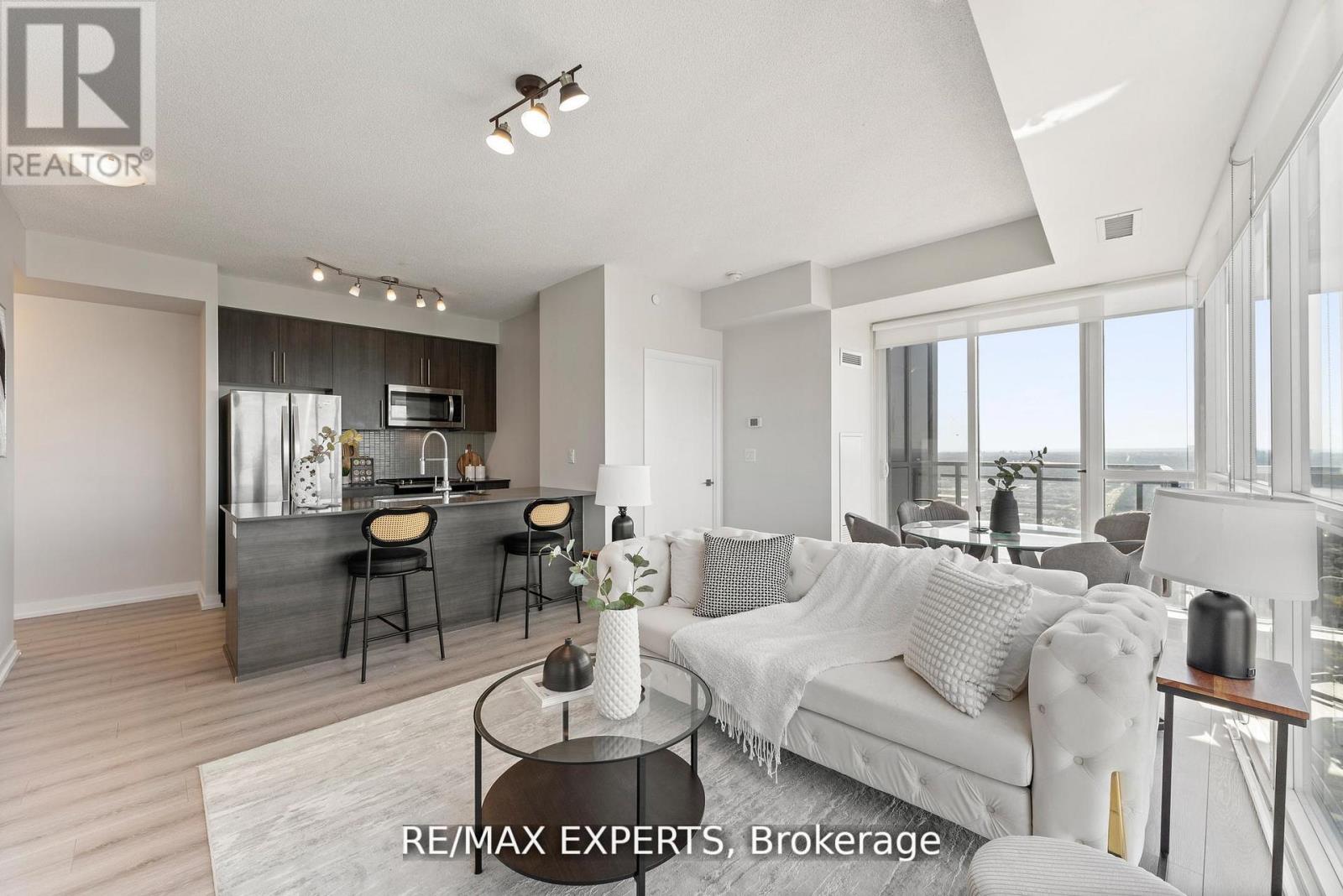 4502 - 4011 Brickstone Mews, Mississauga, Ontario  L5B 0G3 - Photo 14 - W12759450