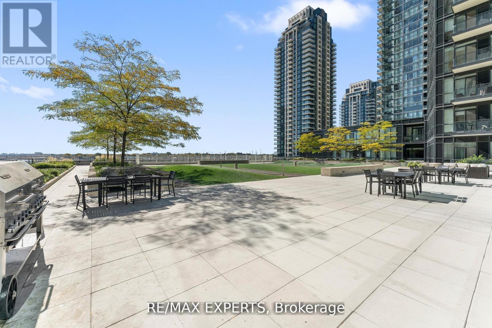 4502 - 4011 Brickstone Mews, Mississauga, Ontario  L5B 0G3 - Photo 32 - W12759450