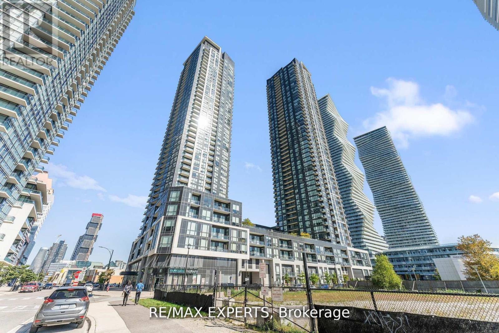 4502 - 4011 Brickstone Mews, Mississauga, Ontario  L5B 0G3 - Photo 34 - W12759450