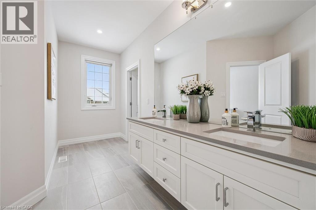 263 Chestnut Ridge, Waterloo, Ontario  N2K 0E6 - Photo 28 - 40798867