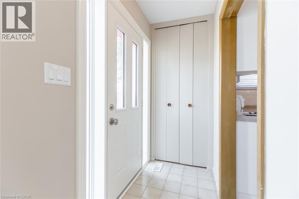 249 West 33rd Street Unit# 1, Hamilton, Ontario  L9C 5J7 - Photo 3 - 40802951