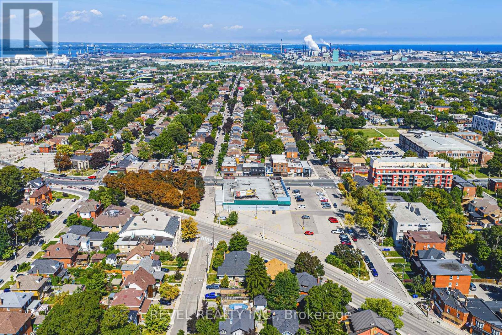 1127 Main Street E, Hamilton, Ontario  L8M 1P2 - Photo 42 - X12759474