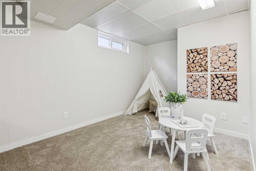 195 Lake Adams Crescent Se, Calgary, Alberta  T2J 3N2 - Photo 32 - A2275587