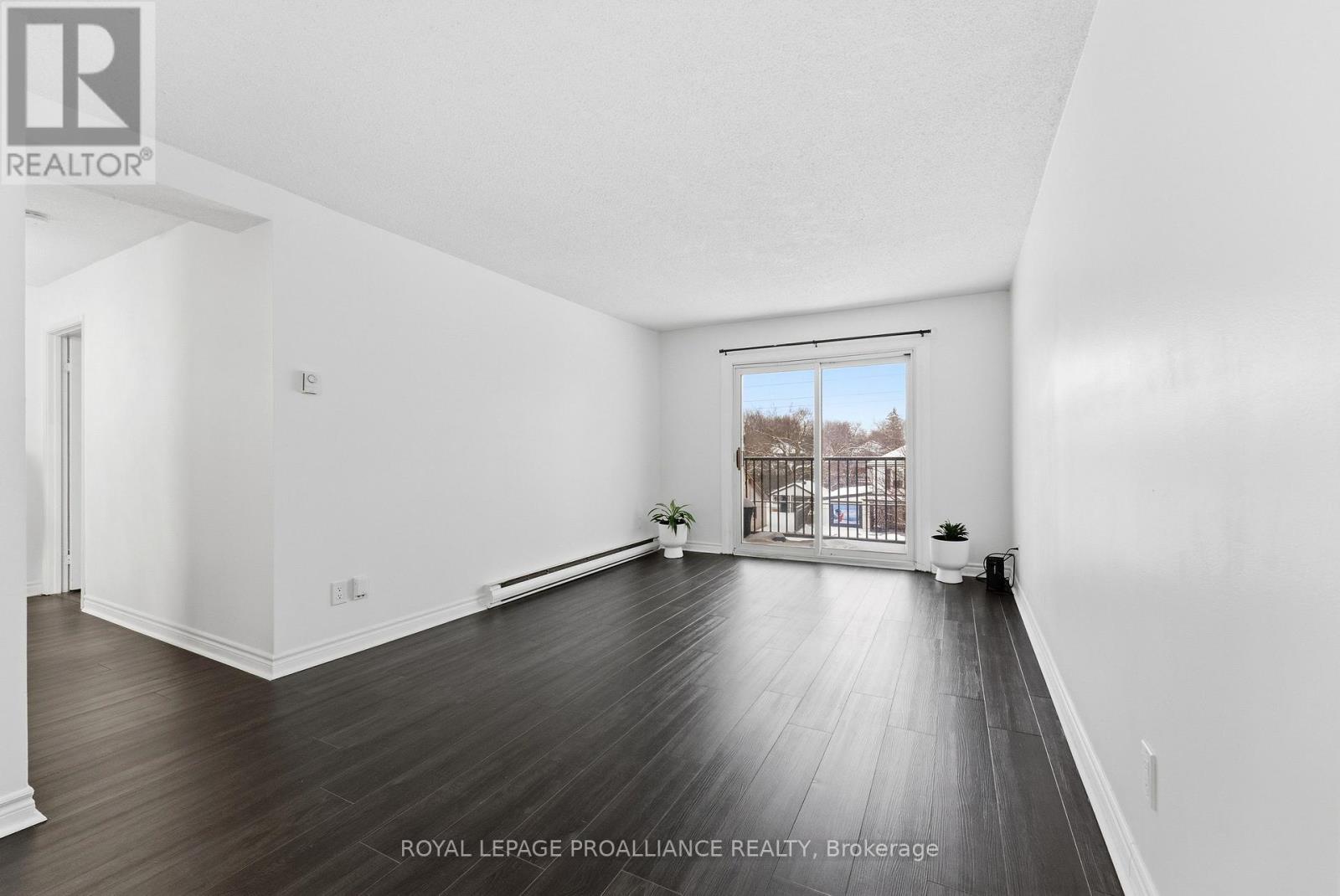 3 - 80 Grier Street, Belleville, Ontario  K8P 3A3 - Photo 7 - X12668986