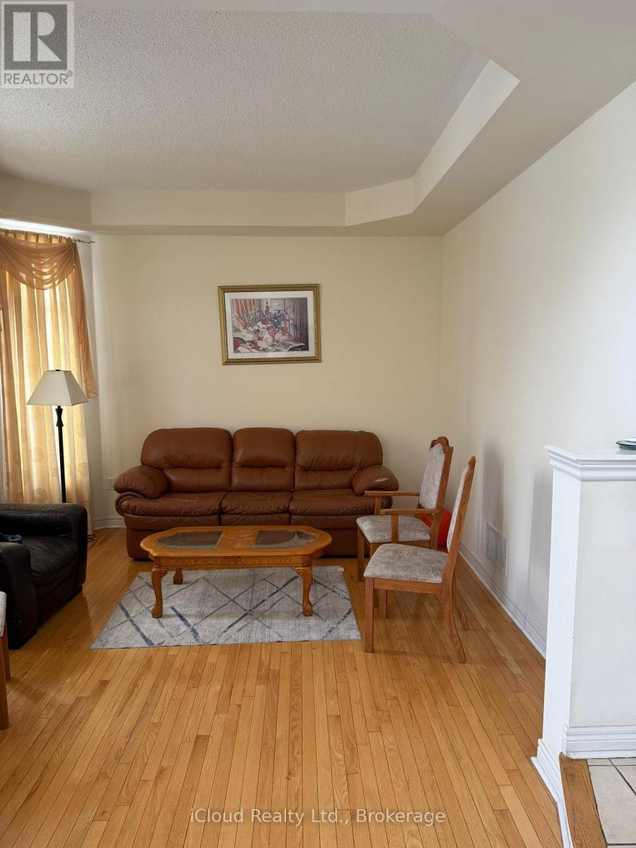 11 Pine Landing Trail, Brampton, Ontario  L6R 3H4 - Photo 16 - W12693644