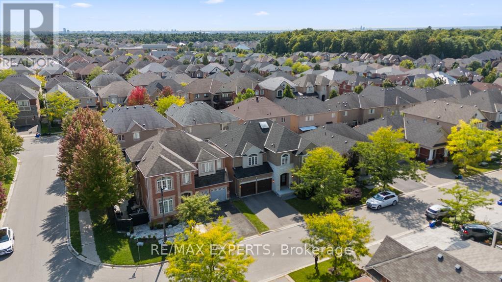 7 Josephine Road, Vaughan, Ontario  L4H 0M4 - Photo 2 - N12282642