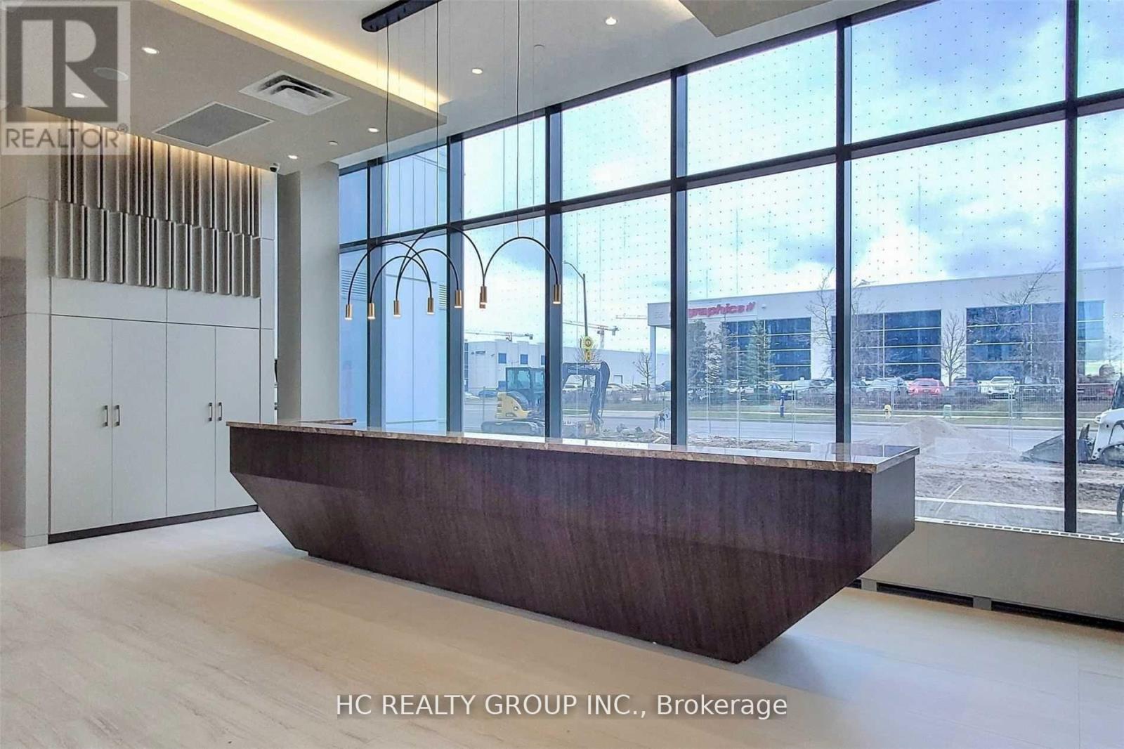 1109 - 10 Honeycrisp Crescent, Vaughan (Vaughan Corporate Centre), Ontario  L4K 0M7 - Photo 2 - N12727882