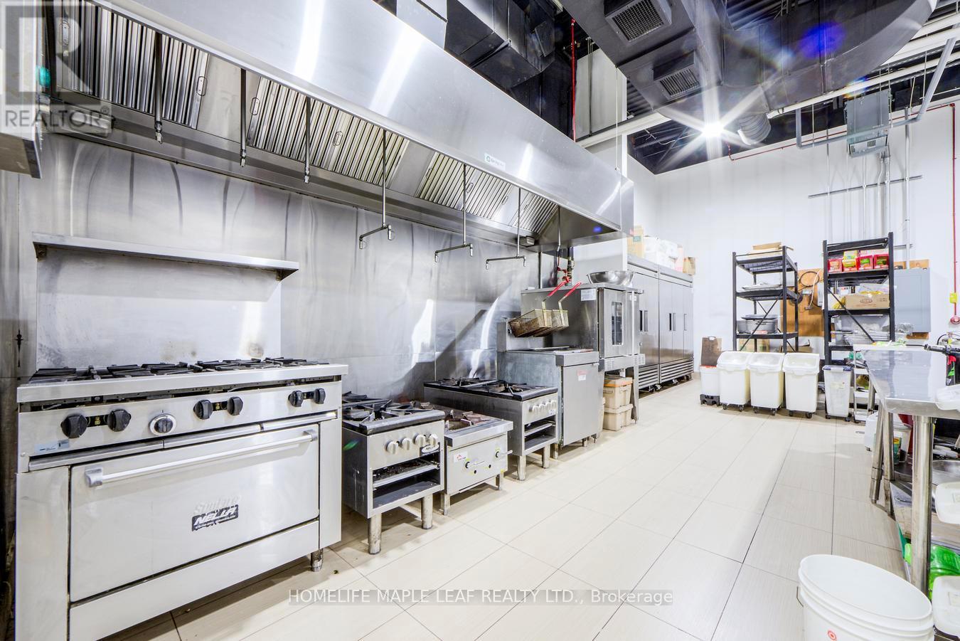 104 - 303 Col Phillips Drive, Shelburne, Ontario  L9V 3X7 - Photo 12 - X12576672