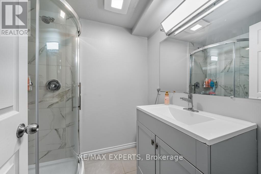 5 - 460 Beechwood Place, Waterloo, Ontario  N2T 1Z1 - Photo 35 - X12442722