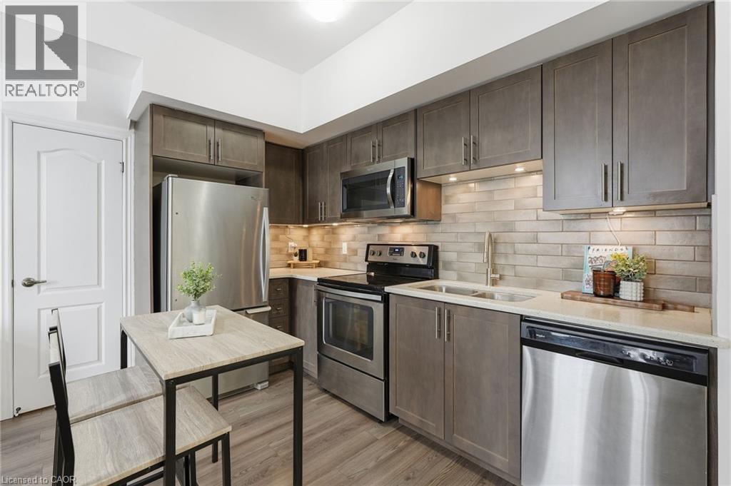 154 Watson Parkway N, Guelph, Ontario  N1E 0P6 - Photo 14 - 40796764