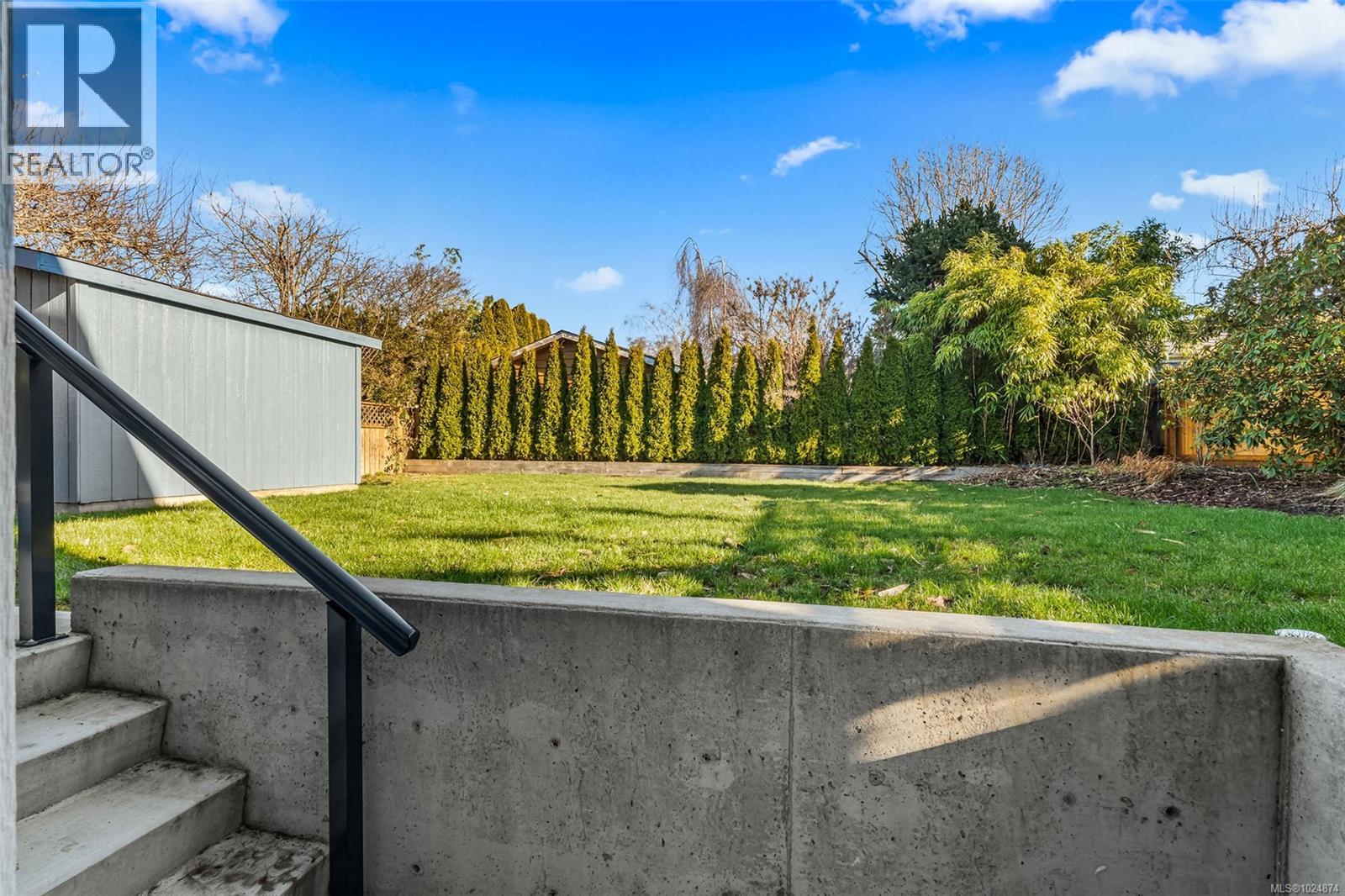 361 Arnold Ave, Victoria, British Columbia  V8S 3L6 - Photo 60 - 1024874