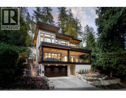 4841 THE DALE, West Vancouver, British Columbia