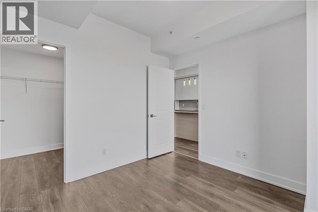 297 Oak Walk Drive Unit# 906, Oakville, Ontario  L6H 6Z3 - Photo 25 - 40799729