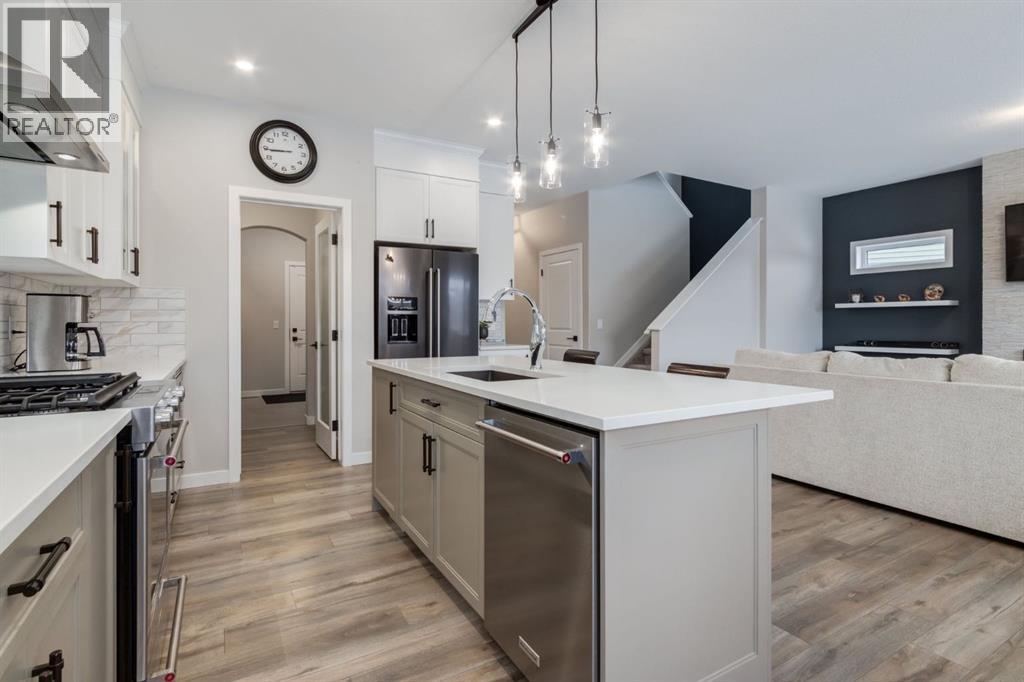 452 Chinook Gate Square Sw, Airdrie, Alberta  T4B 4V9 - Photo 7 - A2279114