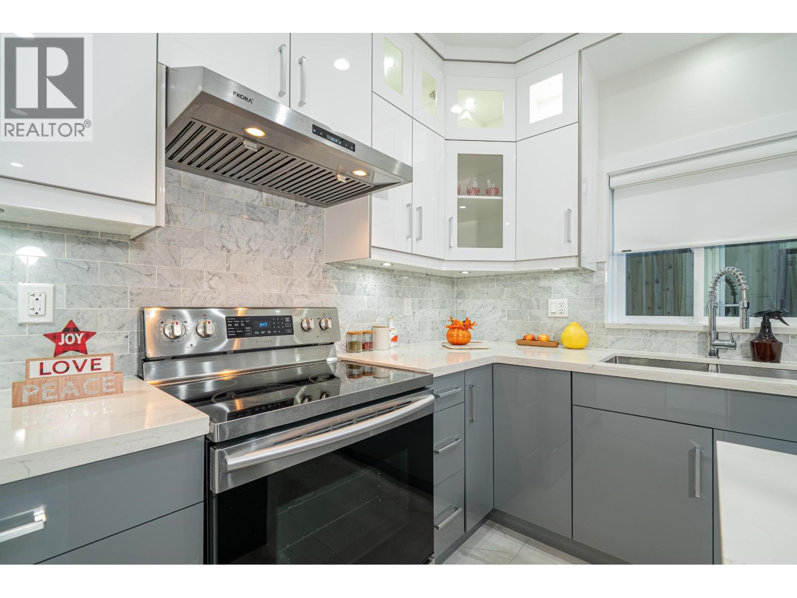 5180 Lorraine Avenue, Burnaby, British Columbia  V5G 2S4 - Photo 11 - R3086091