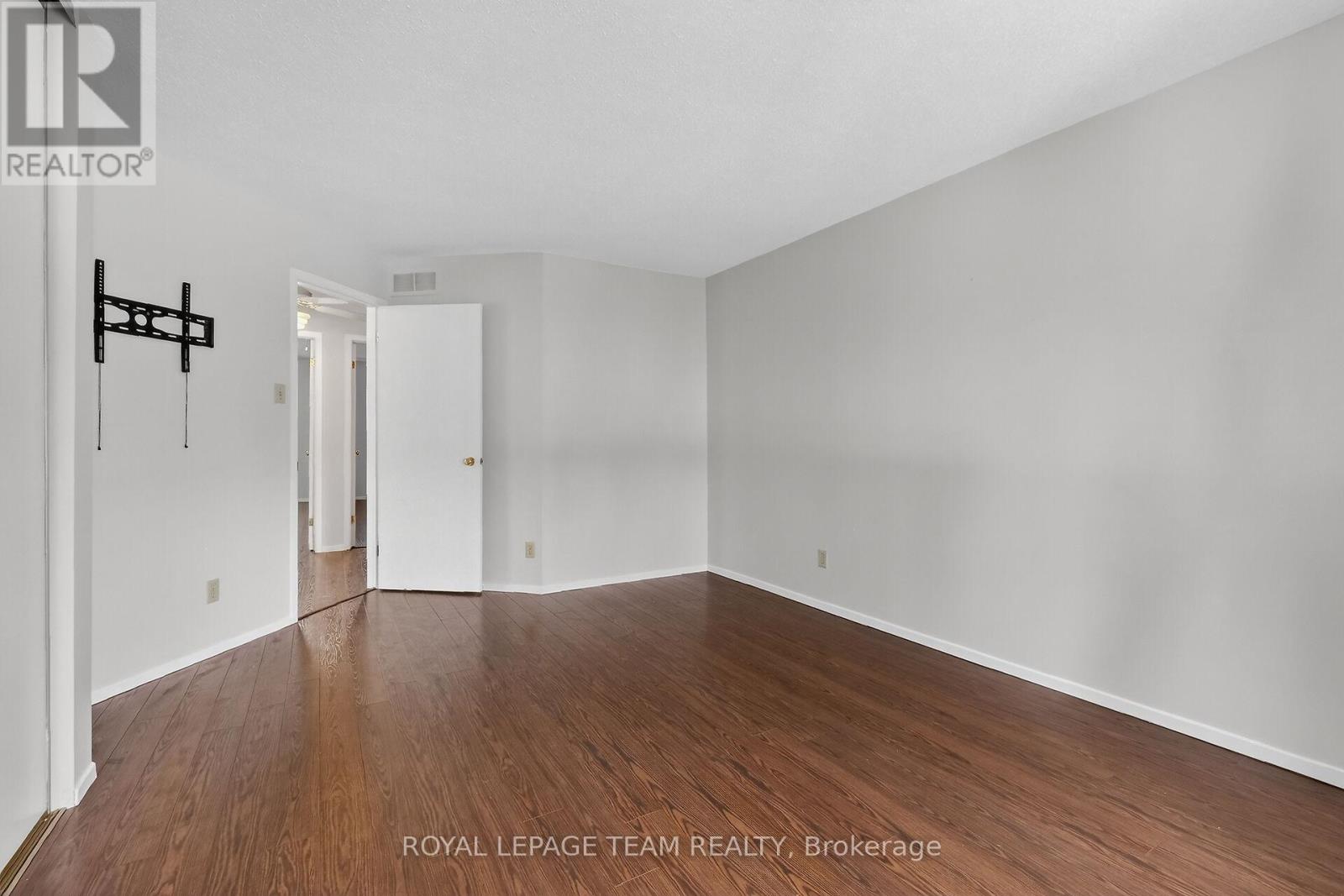 42 Oakhaven Private S, Ottawa, Ontario  K1K 4K1 - Photo 23 - X12759538