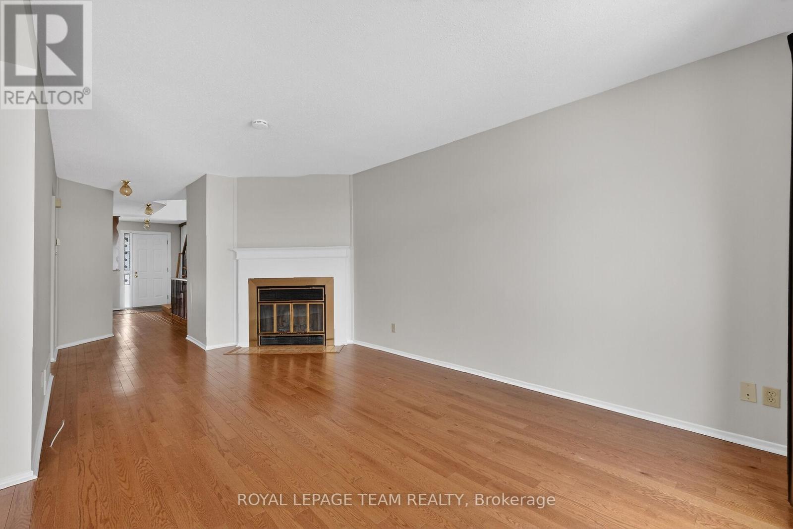 42 Oakhaven Private S, Ottawa, Ontario  K1K 4K1 - Photo 7 - X12759538