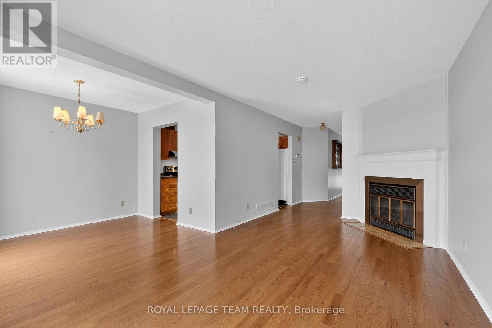 42 Oakhaven Private S, Ottawa, Ontario  K1K 4K1 - Photo 8 - X12759538