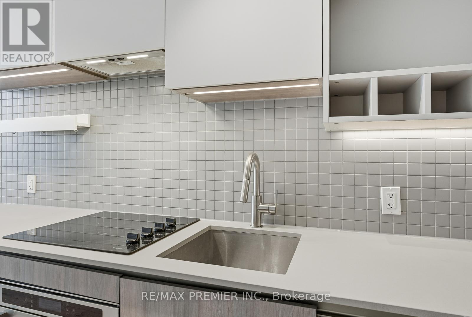 4303 - 950 Portage Parkway, Vaughan, Ontario  L4K 0L1 - Photo 11 - N12759172