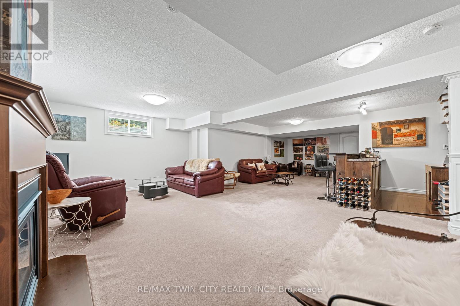 18 - 152 Devonshire Drive, Wilmot, Ontario  N3A 4J7 - Photo 35 - X12369181