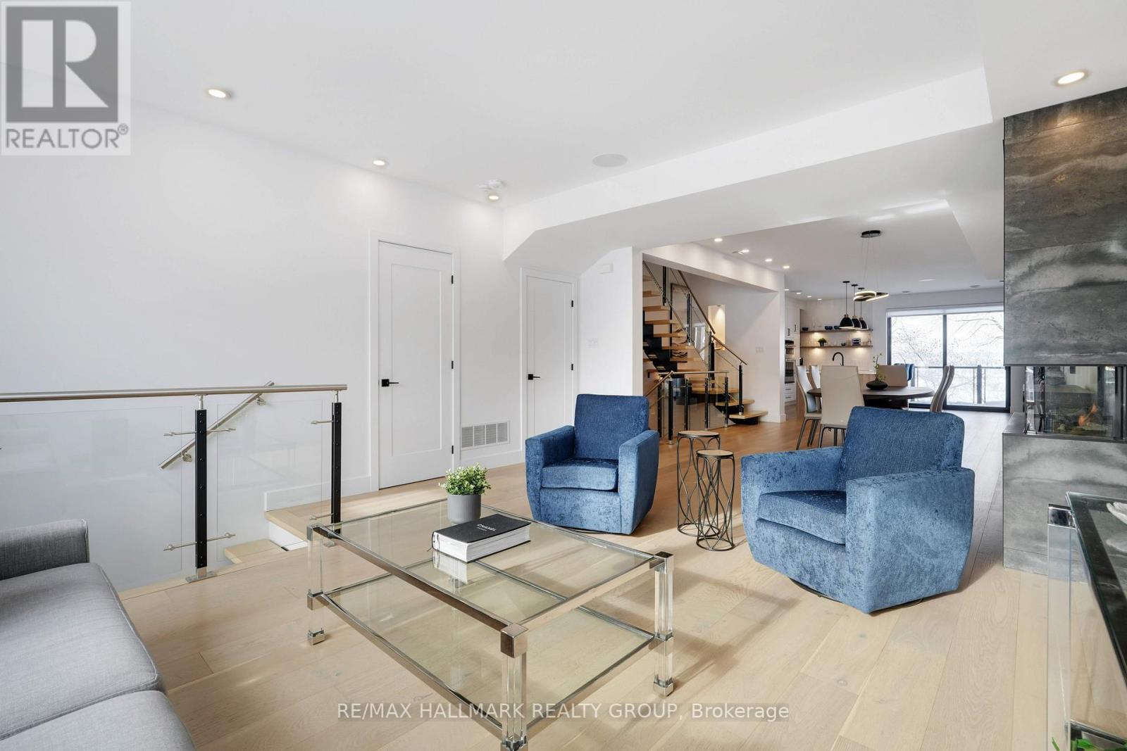 2167 Rice Avenue, Ottawa, Ontario  K2A 0C5 - Photo 4 - X12743868