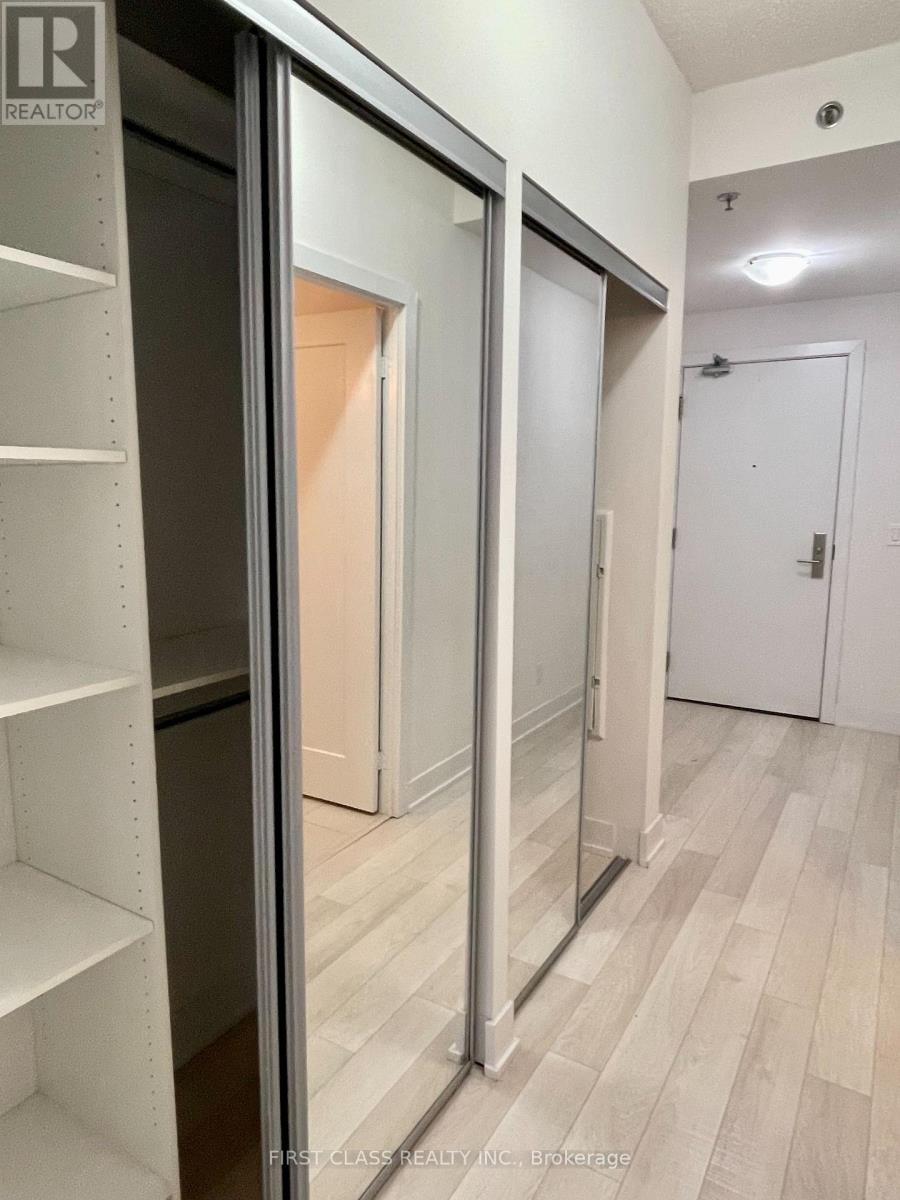 1410 - 318 Richmond Street W, Toronto, Ontario  M5V 0B4 - Photo 11 - C12759518