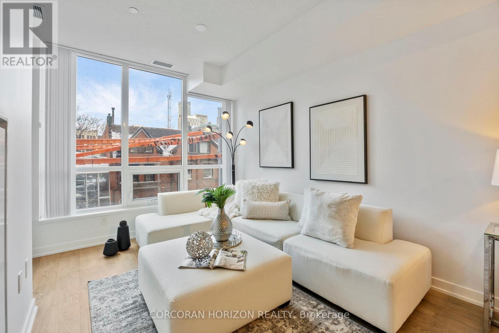 210 - 99 John Street, Toronto, Ontario  M5V 0S6 - Photo 13 - C12759534