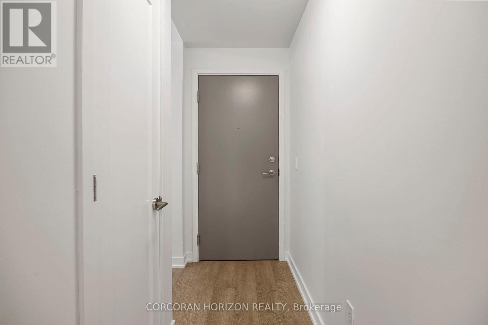 210 - 99 John Street, Toronto, Ontario  M5V 0S6 - Photo 7 - C12759534